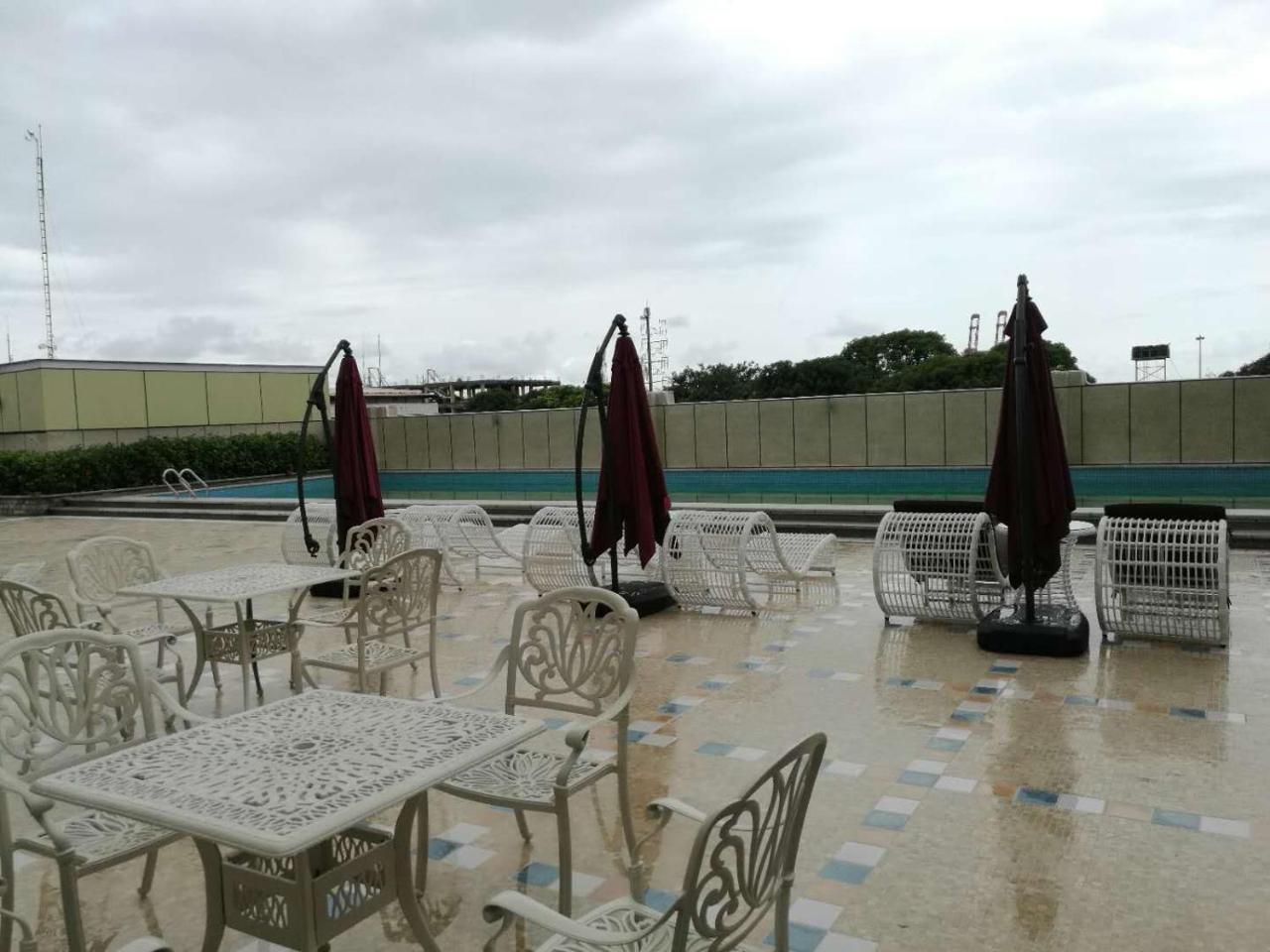Hotel Kaloum Conakry Exteriör bild